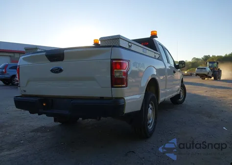 2018 Ford F-150 Xl z USA, uszkodzony, nr VIN 1FTEX1EB0JFD13601